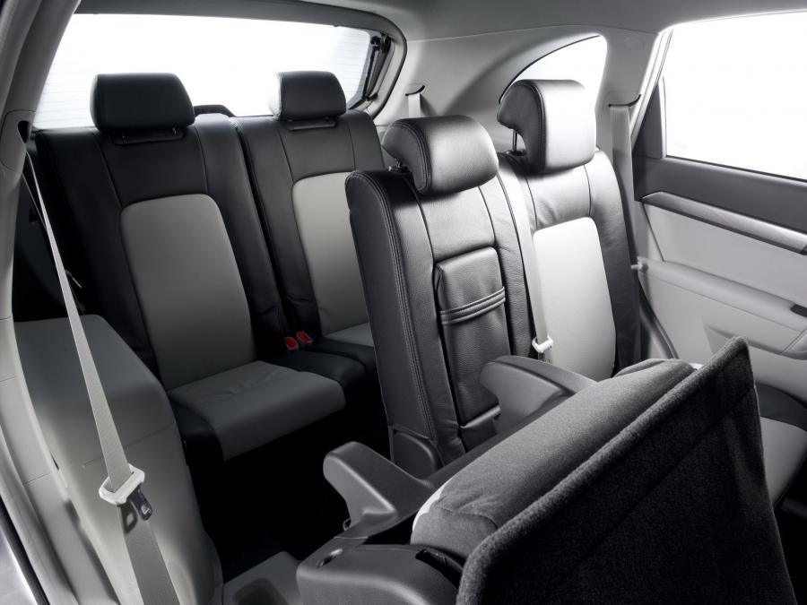  Chevrolet Captiva 2011 года  (фото 15 из 24)